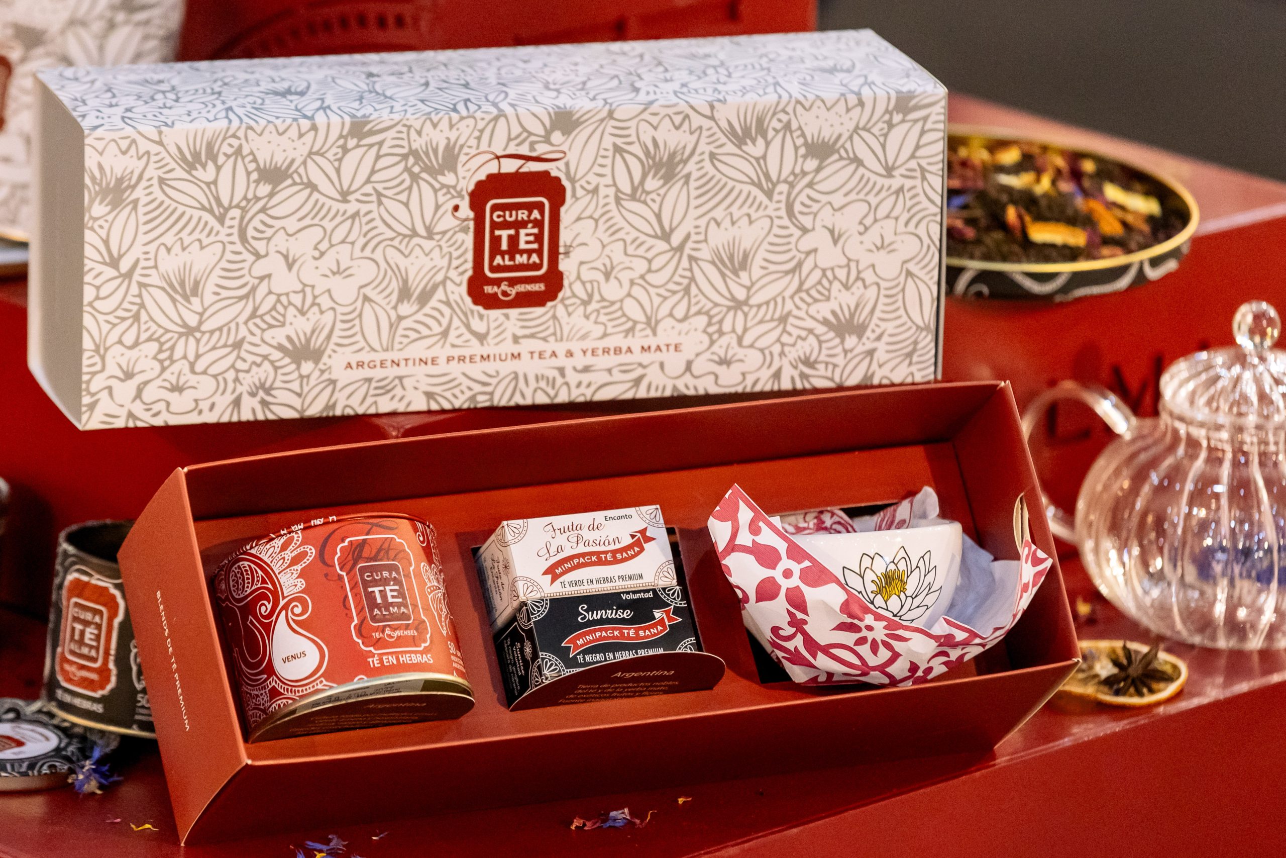 Estuche de Regalo con 2 Minipacks, Lata y Cuenco